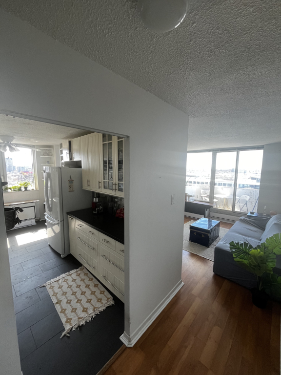 Spacious 1-Bedroom Apartment For Rent