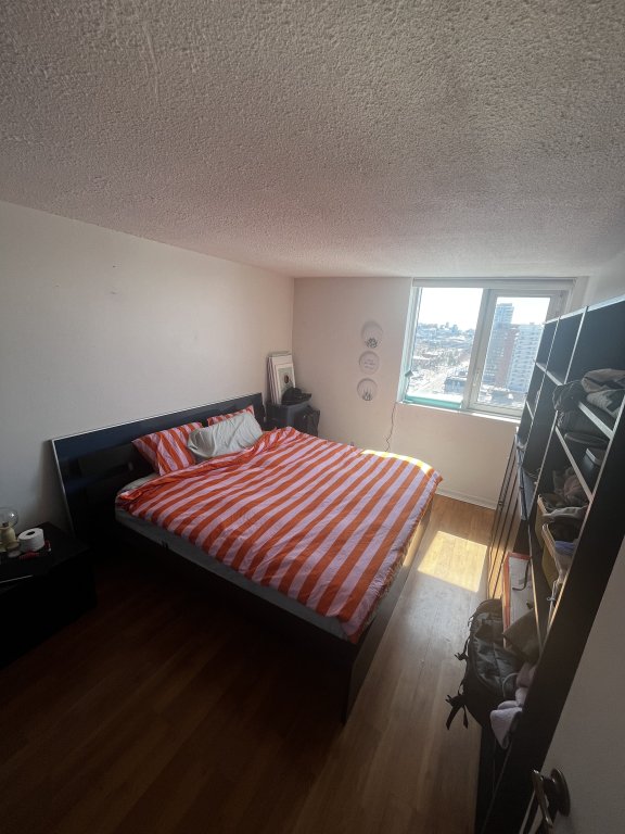 Spacious 1-Bedroom Apartment For Rent