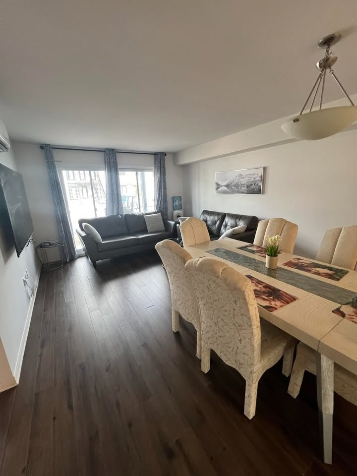 Grand Logement 3 Chambres - Aylmer
