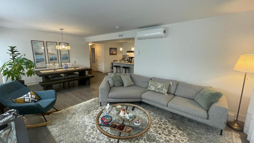 Candiac, Condo luxueux