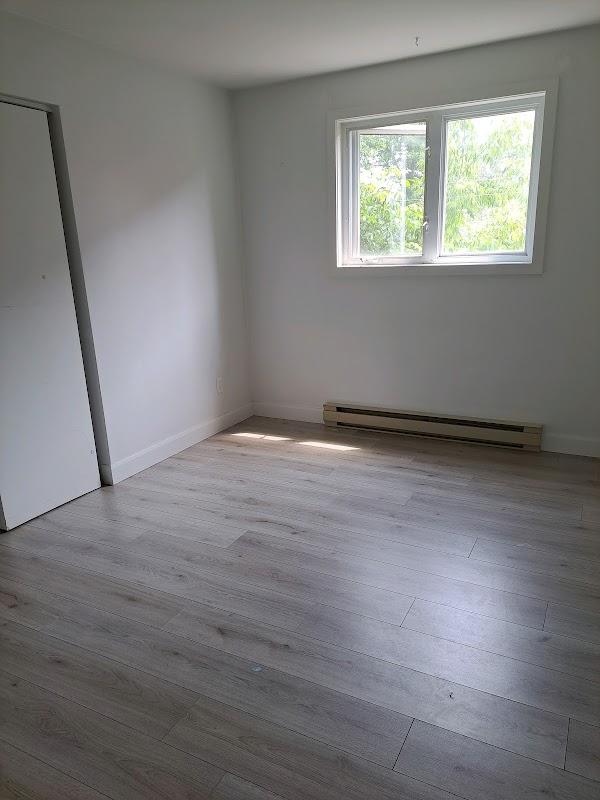 Immeuble - 250 Codère / 251 Salaberry 4 ½ à Louer – Rénové Avec électroménagers