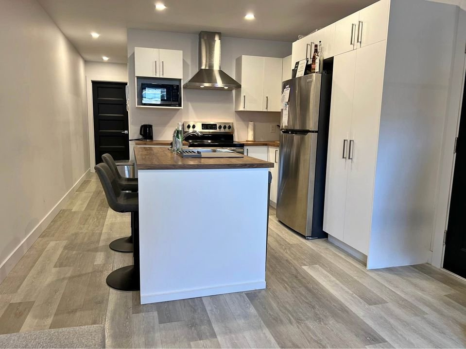 Rosemont - Superbe Condo 4 1/2 - July 1
