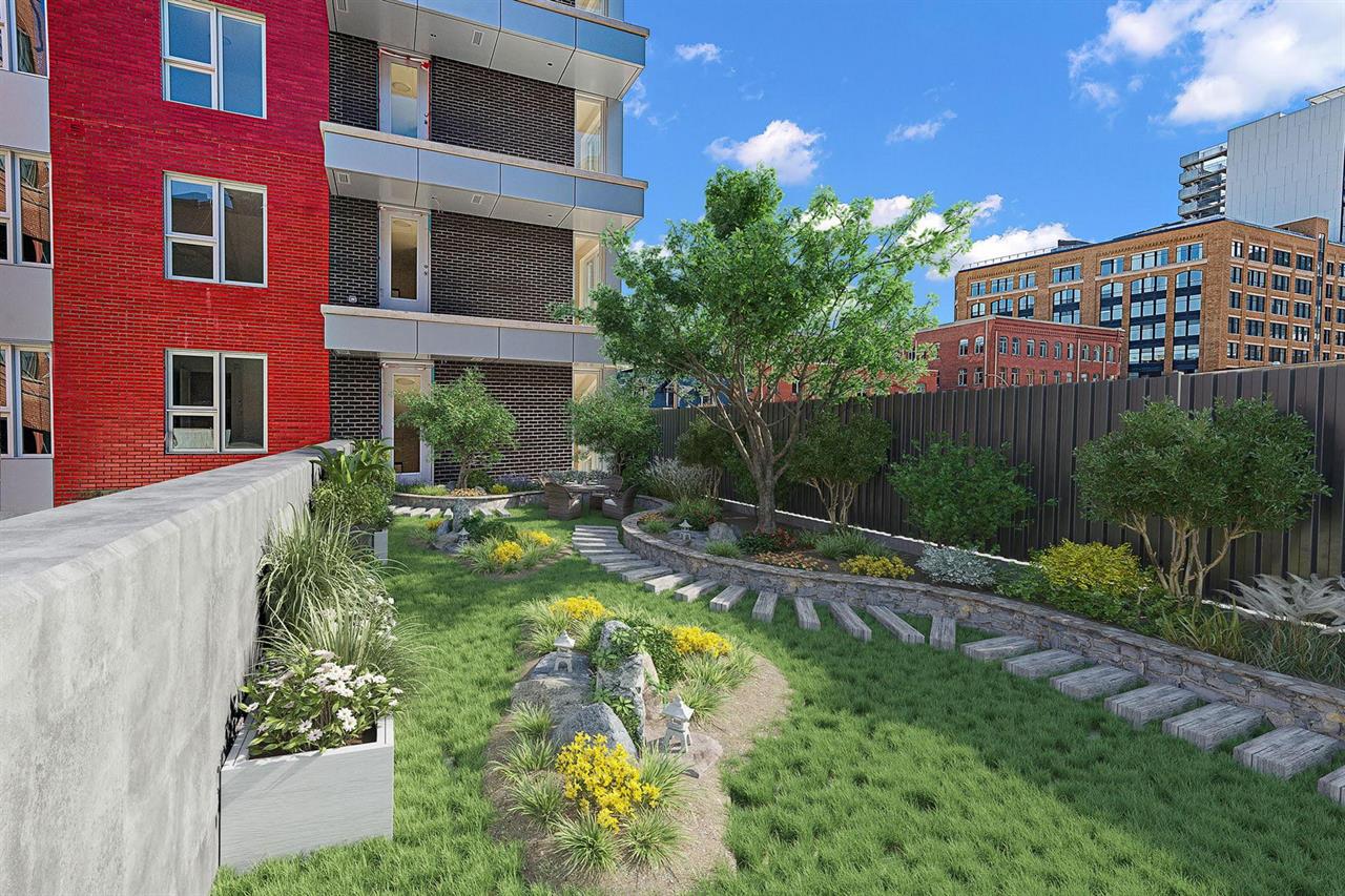 3 Bedroom - 2040 Rue Clark, Ville-Marie