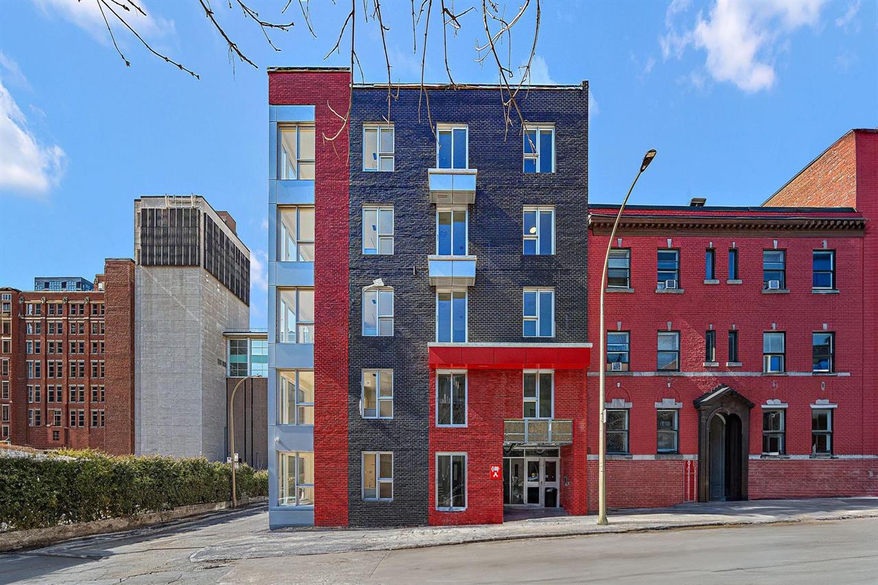 3 Bedroom - 2040 Rue Clark, Ville-Marie