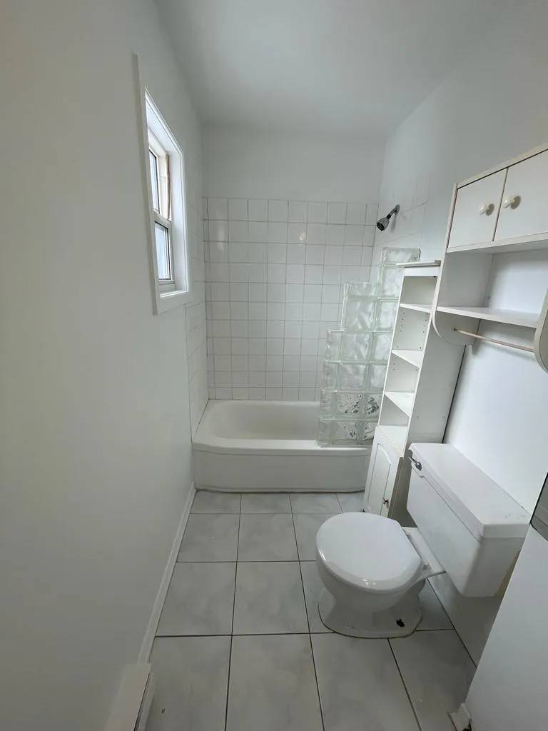 (Hull) Super Appartement De 2 Cc
