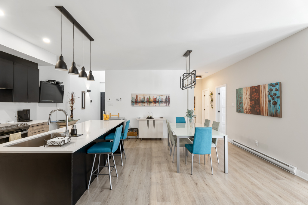 Luxueux Condo à Louer à Blainville