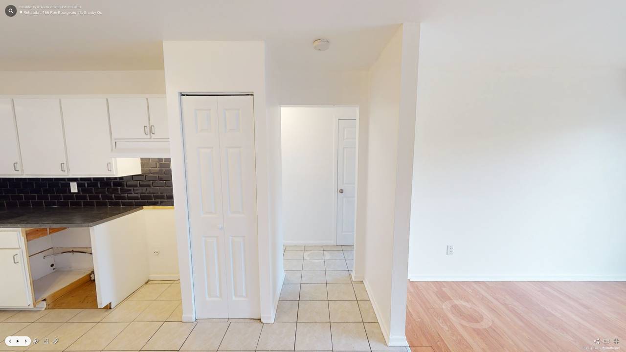 Two-Bedroom (4.5) - 166 Rue Bourgeois, Granby