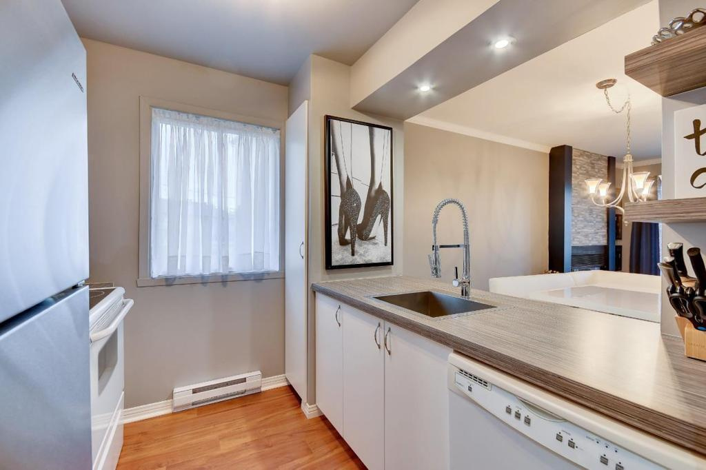 Beau Condo Rénové à Louer à Candiac