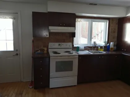 6 rooms house of 33 m² in Gatineau