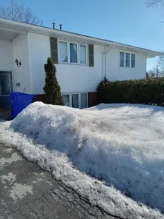 6 rooms house of 33 m² in Gatineau