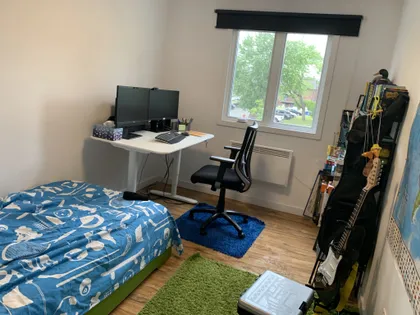 7 rooms house of 167 m² in Brossard