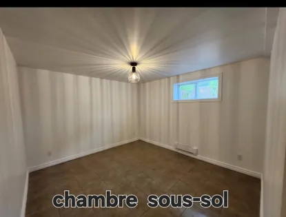 8 rooms house of 178 m² in Salaberry-de-Valleyfield
