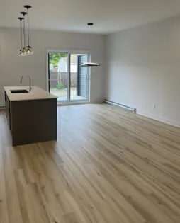 5 rooms house of 130 m² in Sainte-Marthe-sur-le-Lac