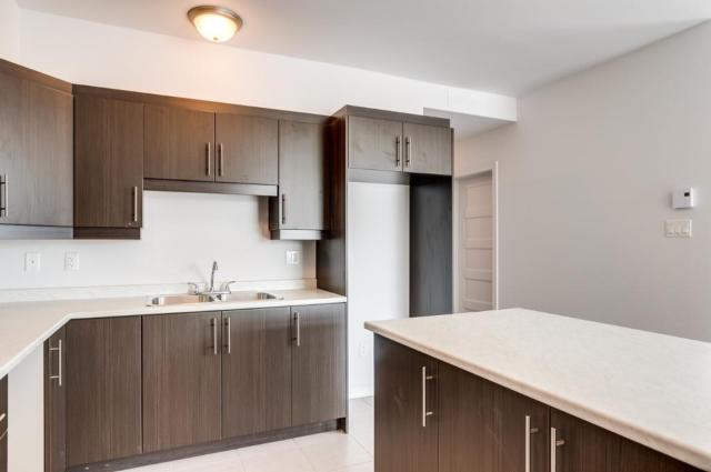 1786 Rue Schryer (Gatineau) Très Beau 2 Chambres