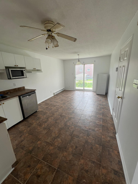 Beau Logement 3 Chambres - Gatineau