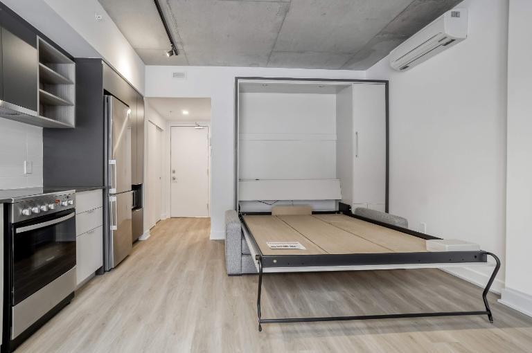 Studio - Montréal - $1,735 /mo