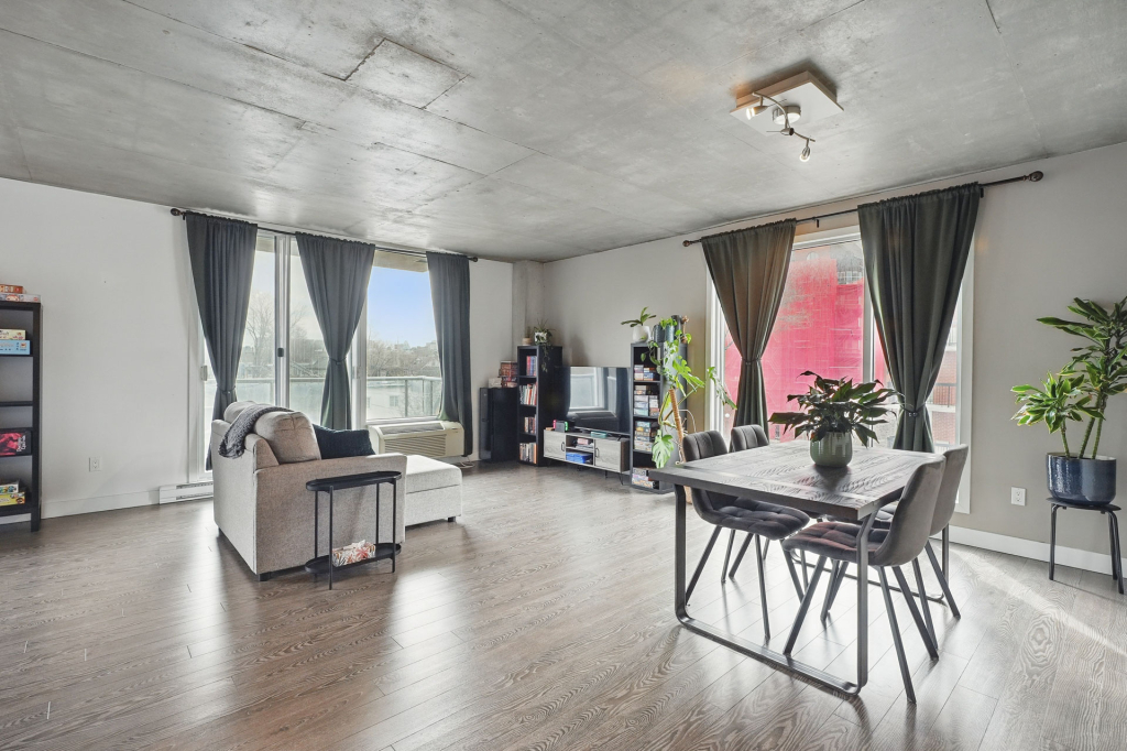 BEAU LOGEMENT 2 CHAMBRES - HULL