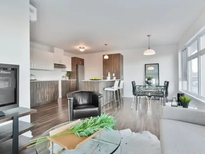 1 room apartment of 74 m² in Longueuil
