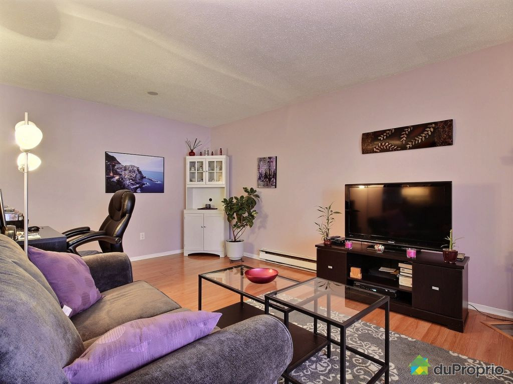 Condo à Louer 2 Chambres