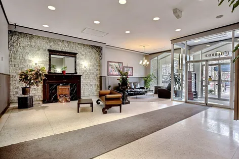1 room apartment of 48 m² in Montreal