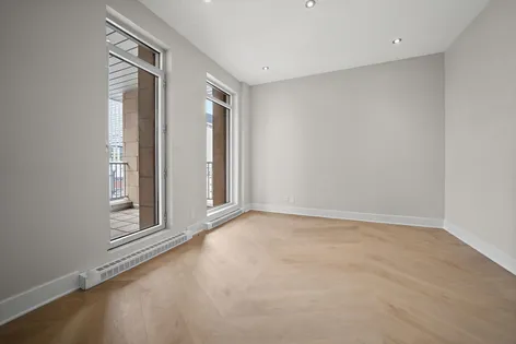 1 room apartment of 165 m² in Montreal
