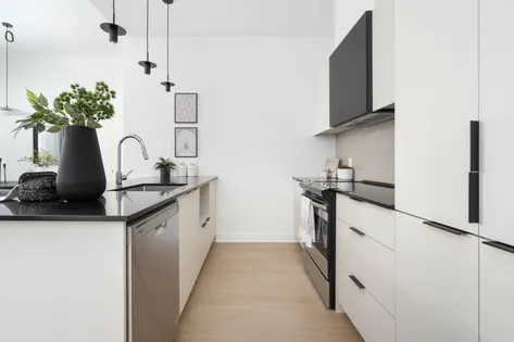 2 rooms apartment of 86 m² in Montreal