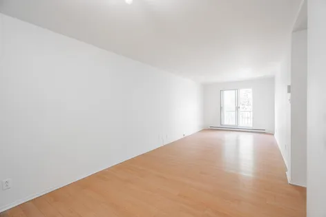 1 room apartment of 62 m² in Montreal