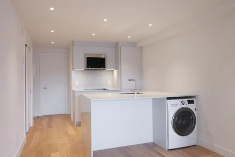 1 room apartment of 46 m² in Montreal