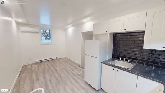 1 room apartment of 44 m² in Montreal