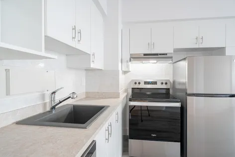 1 room apartment of 61m² in Montreal