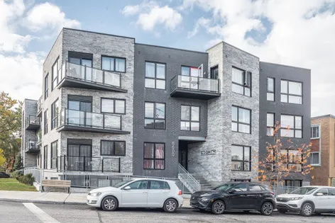 1 room apartment of 58 m² in Montreal