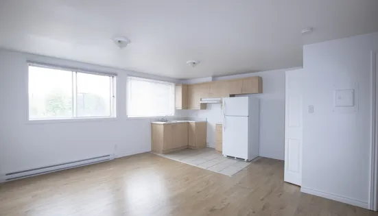 2 rooms apartment of 412 m² in Sherbrooke