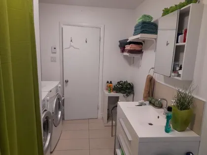 5 rooms apartment of 65 m² in Laval (administrative region)