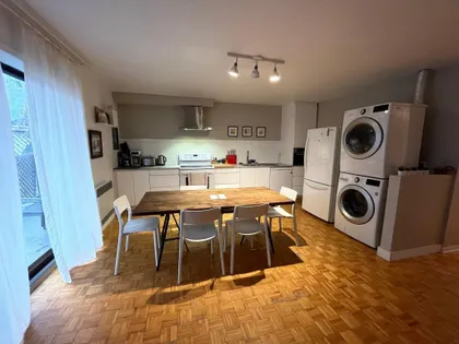 5 rooms apartment of 30 m² in Montreal