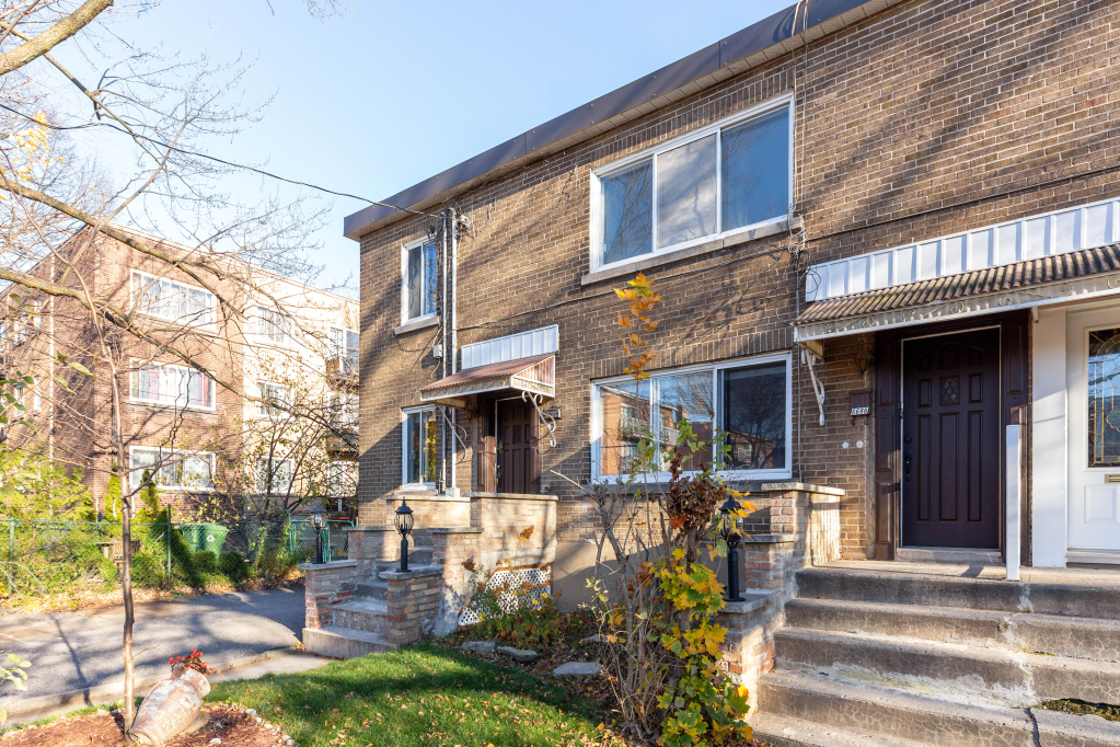 Beau 5½ (3 Ch.) Dans NDG -haut De Duplex