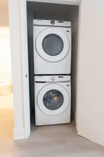 1 room apartment of 81 m² in Montreal