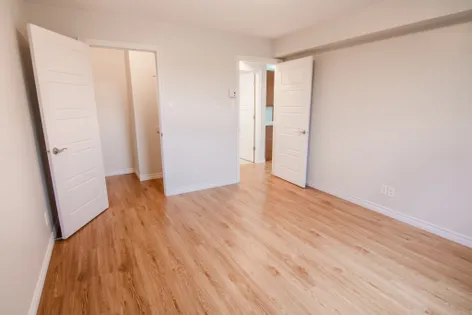 4 rooms apartment of 99 m² in Sherbrooke