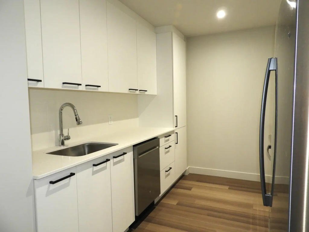 Villeray - Superbe Condo 4 1/2 - 1 Juin