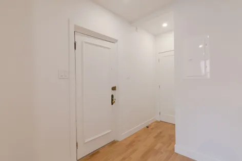 1 room apartment of 47 m² in Montreal