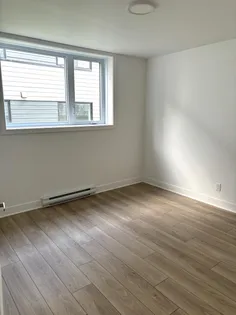 5 rooms apartment of 149 m² in Sherbrooke