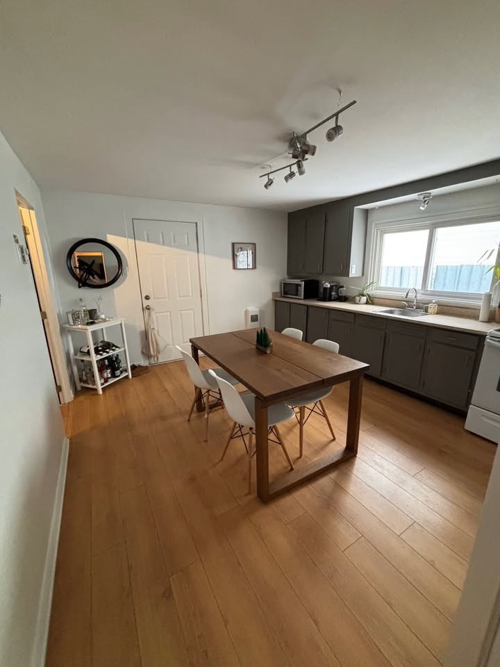 1 Chambre + Bureau, Secteur Du Portage