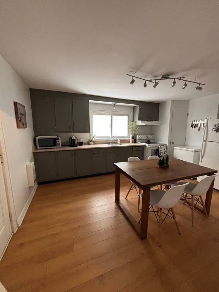 1 Chambre + Bureau, Secteur Du Portage