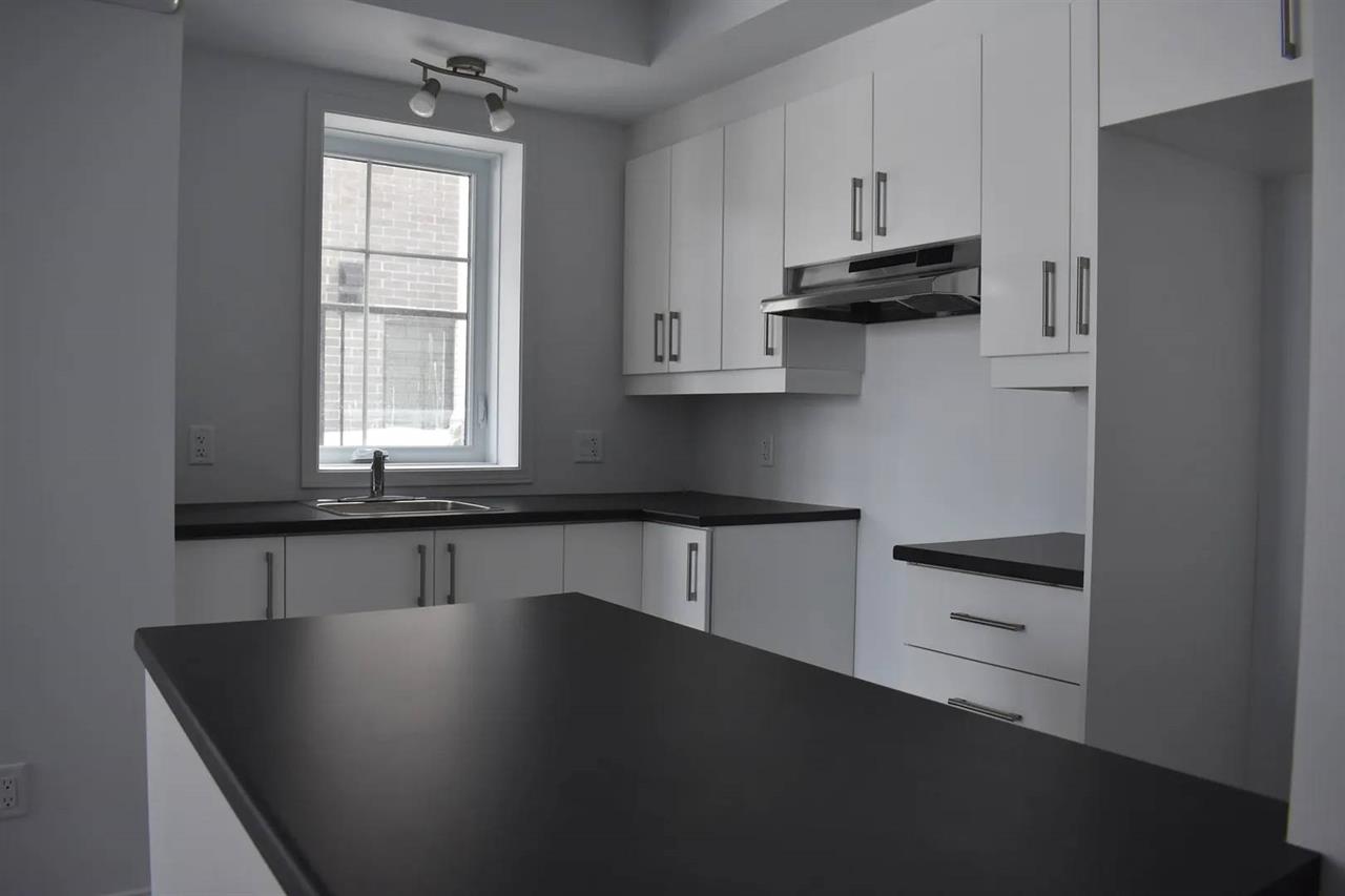 168 Rue De La Cité-Jardin (Aylmer) Superbe Appartement 3 1/2