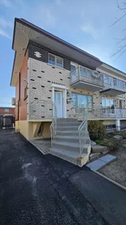 8 rooms house of 105 m² in Montreal