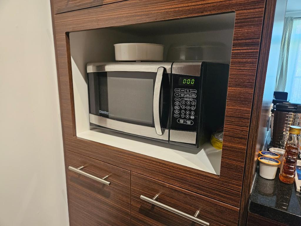 CONDO 3 1/2 MEUBLÉ - VIEUX-PORT - VILLE-MARIE - JACQUES CARTIER - 1630.00$/mois