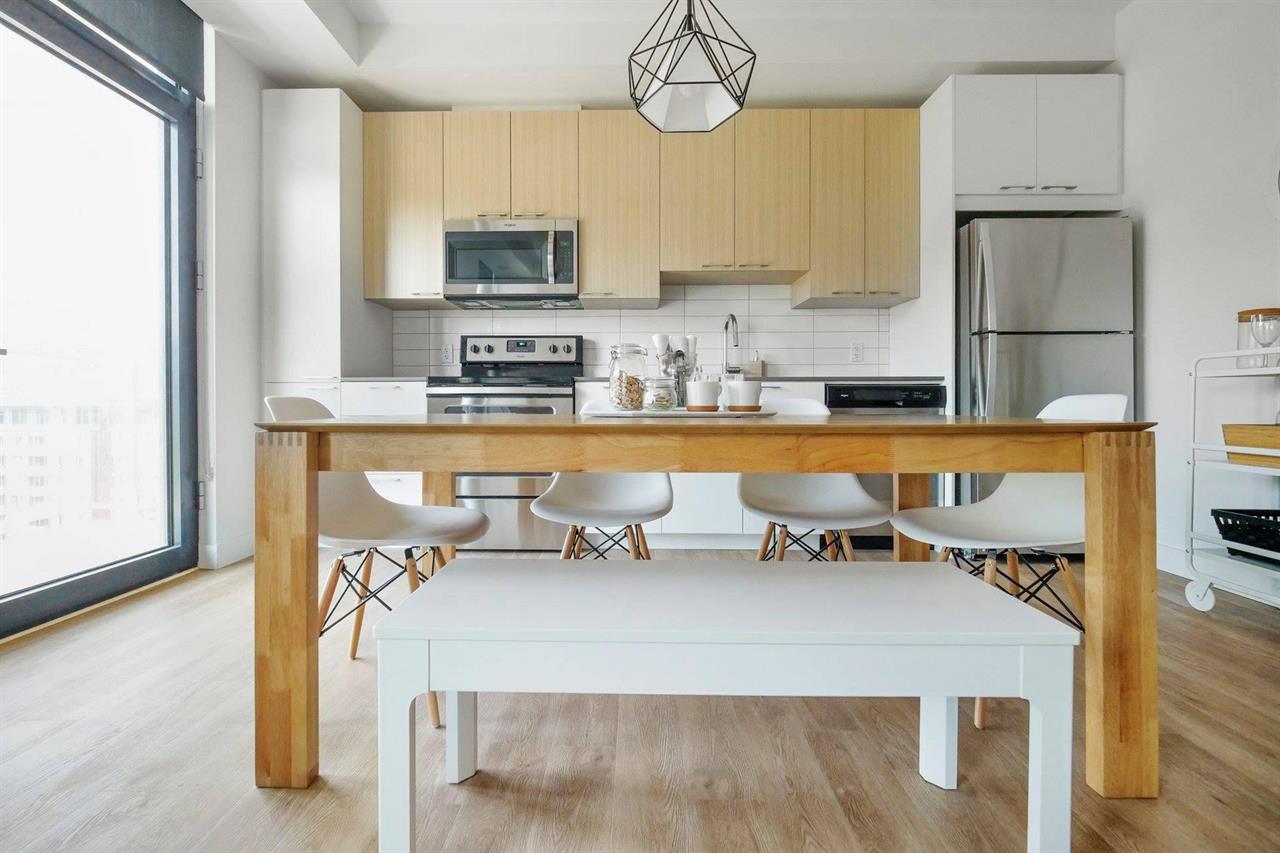 1 Bedroom + Den - 1155 Mackay Street, Montréal