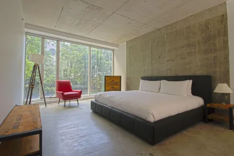 1 room apartment of 101 m² in Montreal
