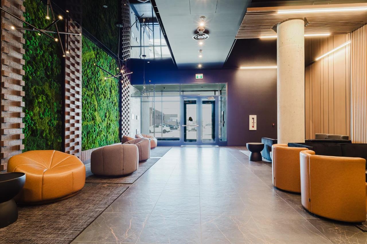 2 Bedroom - 5200 Rue De La Savane, Montréal