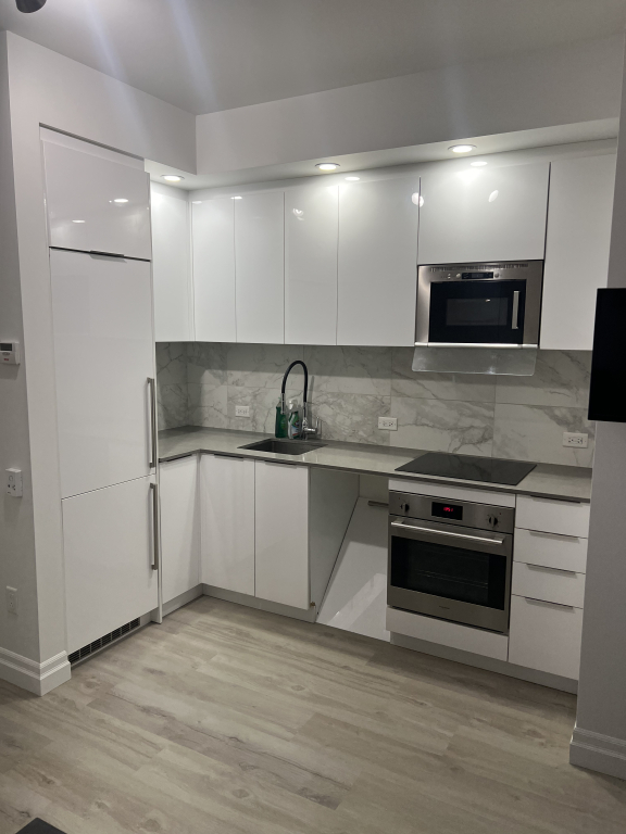 Furnished All-Inclusive Condo – Place De