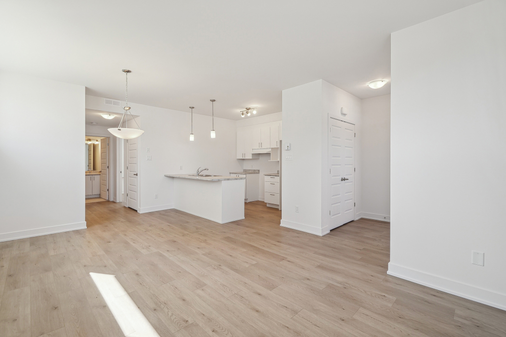 App. 1 Chambre à Louer, Dispo 1 Juillet